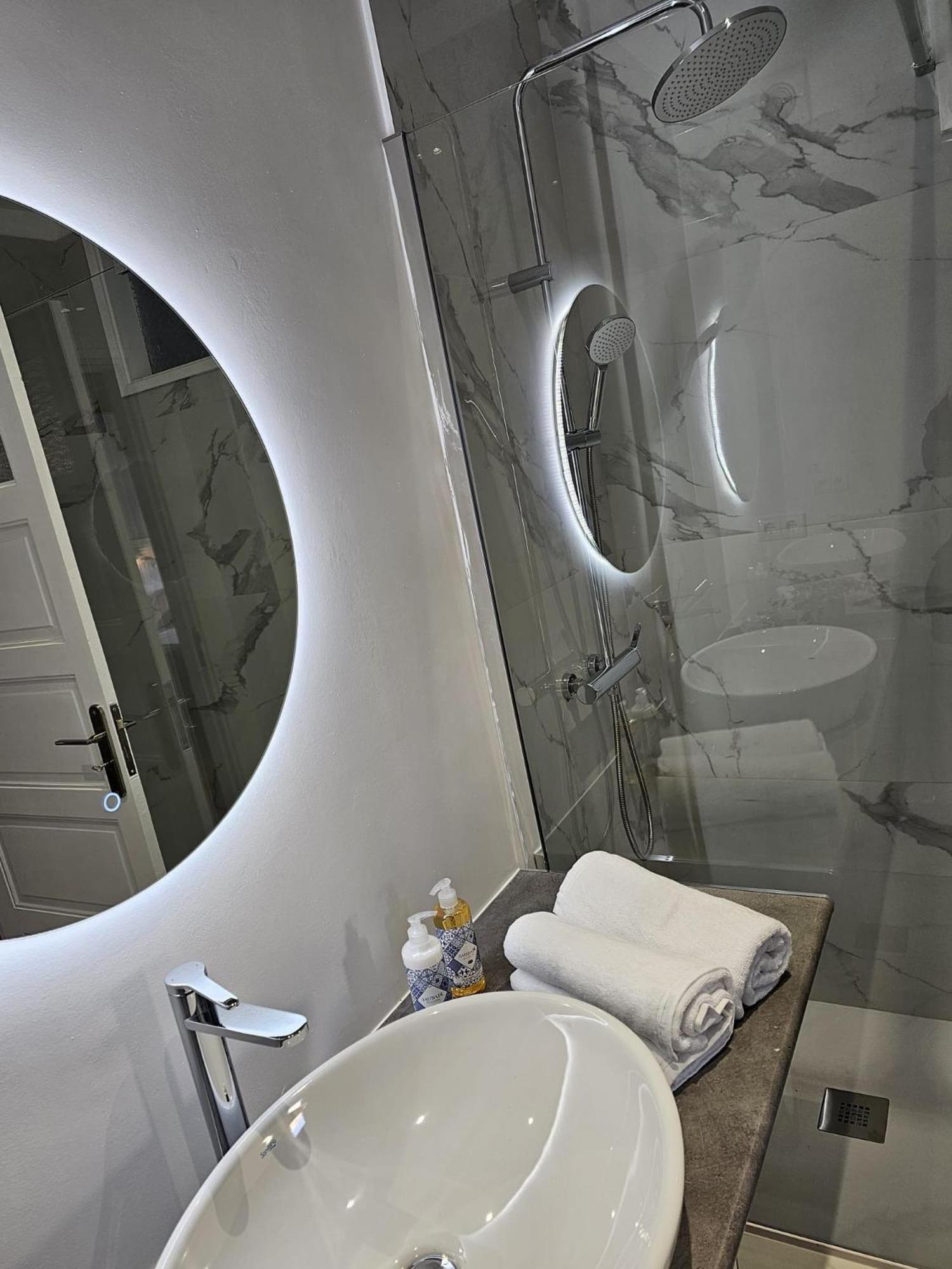 Lm Art Apartments Porto Dış mekan fotoğraf